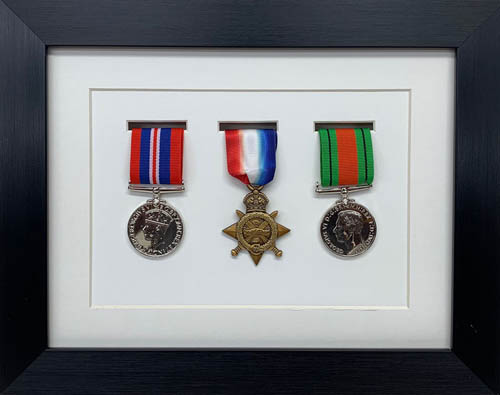 Military / War / Sports Medal 3D Box Picture Frame Fits Three Medal